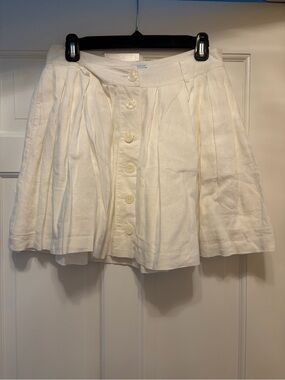 Island Company White Button-Front Pleated Skater Skirt